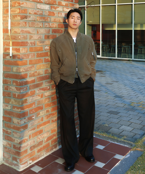 JUAN HOMME(ジュアンオム)の「ピンストライプワイドトラウザー(ブラック)(スラックス・メンズ・ブラック・SMALL/LARGE/MEDIUM)」の13枚目の写真