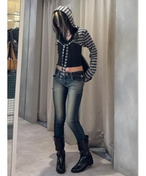 LAGUA GEM(ラグアジェム)の「BORDER HOODIE CUT ボレロ(カーディガン/ボレロ・レディース・ライトイエロー/グレー/ベージュ・FREE)」の6枚目の写真