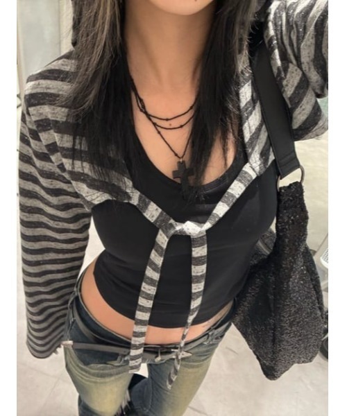 LAGUA GEM(ラグアジェム)の「BORDER HOODIE CUT ボレロ(カーディガン/ボレロ・レディース・ライトイエロー/グレー/ベージュ・FREE)」の4枚目の写真