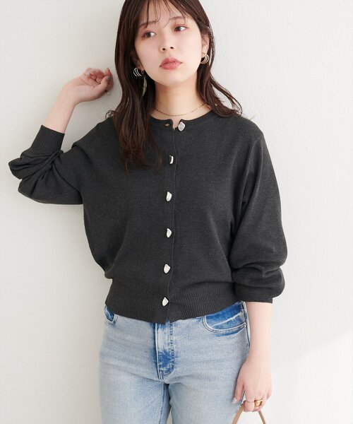 natural couture(ナチュラルクチュール)の「リサイクルポリニュアンス釦カーデ(カーディガン/ボレロ・レディース・アイボリー/ミント/ピンク/チャコールグレー/グレー・FREE)」の21枚目の写真