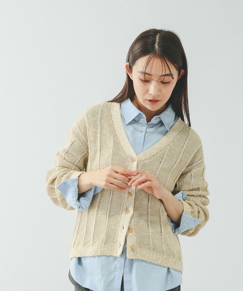 GLOBAL WORK(グローバルワーク)の「リネンコットンMIXVネックカーディガン/636130(カーディガン/ボレロ・レディース・グレイッシュベージュ/ブラック/オフホワイト・LARGE/MEDIUM)」の1枚目の写真