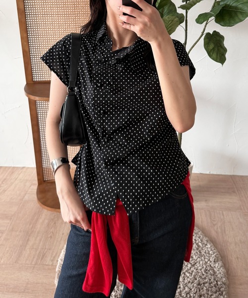 MUHET（ミュエータ）の「gather design shirt blouse / ギャザーデザインブラウス（シャツ/ブラウス・レディース・ベージュ/ライトブルー/ブラック・FREE）」の19枚目の写真