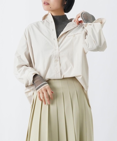 LUCA/LADY LUCK LUCA（ルカ/レディラックルカ）の「LC/LLL ラメシアーハイネックプルオーバー（Tシャツ/カットソー・レディース・カーキ/ブルー/グレー/ブラック/アイボリー・FREE）」の5枚目の写真