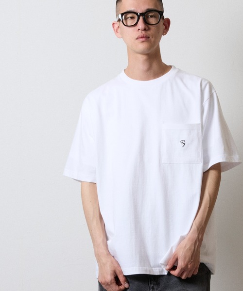 NUMBER (N)INE(ナンバーナイン)の「SMOOTH COTTON EMBROIDERY POCKET TUBE T-SHIRT / スムース コットン ロゴ刺繍 ポケット チューブ Tシャツ(Tシャツ/カットソー・メンズ・ホワイト/ブラック・2/3/4)」の2枚目の写真