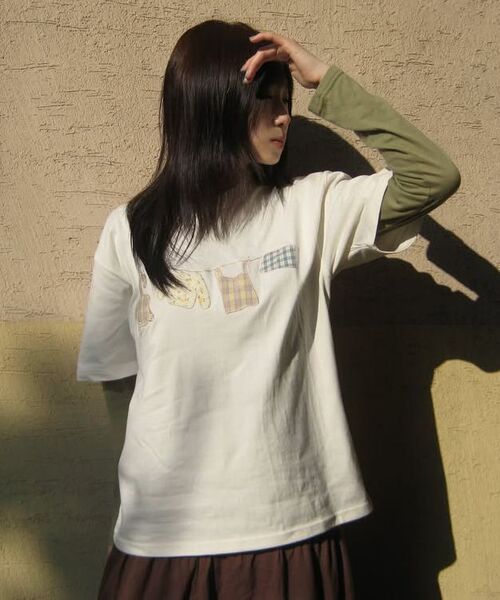 ambler(エムブラー)の「A Clothes Line アプリケ刺繍半袖Tシャツ AS1310 (アイボリー)(Tシャツ/カットソー・レディース・その他・MEDIUM/SMALL)」の8枚目の写真