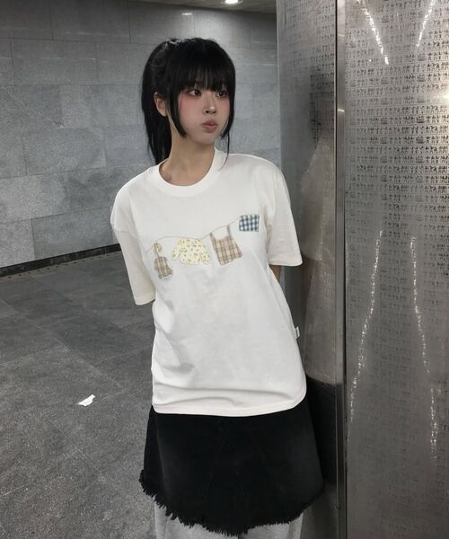 ambler(エムブラー)の「A Clothes Line アプリケ刺繍半袖Tシャツ AS1310 (アイボリー)(Tシャツ/カットソー・レディース・その他・MEDIUM/SMALL)」の10枚目の写真