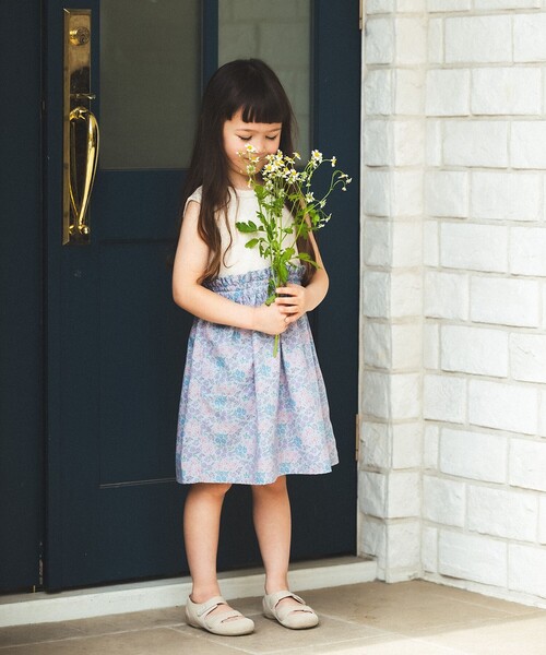 BEAMS mini（ビームスミニ）の「フラワー 切替 ノースリーブ ワンピース 2026SS（90～150cm）子供服 夏物 まとめ買い キッズ プチプラ 定番（ワンピース・キッズ・オレンジ系その他4/ネイビー/ホワイト系その他3・90/100/110/120/130/150/140）」の5枚目の写真