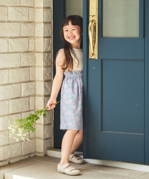 BEAMS mini（ビームスミニ）の「フラワー 切替 ノースリーブ ワンピース 2026SS（90～150cm）子供服 夏物 まとめ買い キッズ プチプラ 定番（ワンピース・キッズ・オレンジ系その他4/ネイビー/ホワイト系その他3・90/100/110/120/130/150/140）」の6枚目の写真