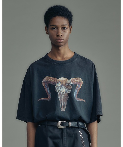 【ADAMPATEK/アダムパテック】RED:BANSHEE Ram Skull Graphic short sleeve t-shirt プリントTEE