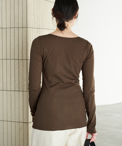 plage(プラージュ)の「C/Cuナノシア 2way ロンT(Tシャツ/カットソー・レディース・ホワイト/ブラウン/ブラック・FREE)」の22枚目の写真