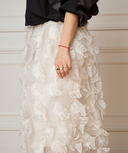 IENA LA BOUCLE(イエナラブークル)の「IENA LA BOUCLE フラワーモチーフオーガンジースカート(スカート・レディース・ホワイト・FREE)」の21枚目の写真