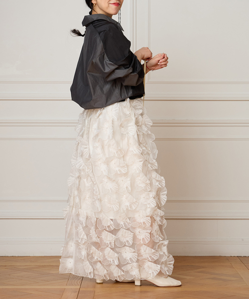 IENA LA BOUCLE(イエナラブークル)の「IENA LA BOUCLE フラワーモチーフオーガンジースカート(スカート・レディース・ホワイト・FREE)」の18枚目の写真
