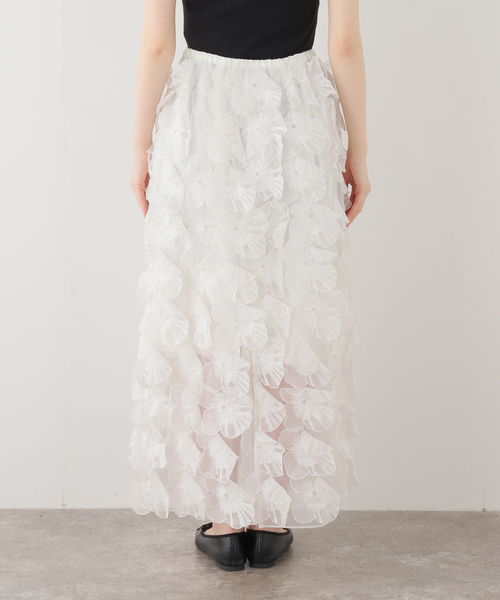 IENA LA BOUCLE(イエナラブークル)の「IENA LA BOUCLE フラワーモチーフオーガンジースカート(スカート・レディース・ホワイト・FREE)」の13枚目の写真