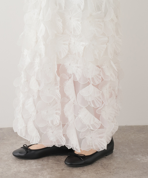 IENA LA BOUCLE(イエナラブークル)の「IENA LA BOUCLE フラワーモチーフオーガンジースカート(スカート・レディース・ホワイト・FREE)」の12枚目の写真