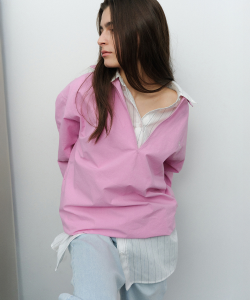 LEVAR（レバー）の「Overdyed V-neck Shirt - Cotton-candy Pink（シャツ/ブラウス・レディース・その他・FREE）」の2枚目の写真