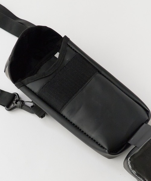 POLeR（ポーラー）の「POLeR/ポーラー StreamR MULTI MOBILE CASE スマホ ポーチ ケース 2026年春夏（ショルダーバッグ・メンズ・ブラック・ONE SIZE）」の6枚目の写真
