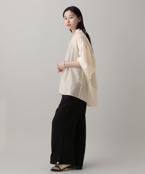 A part by（アパートバイ）の「ギャザーネックオーバーブラウス（シャツ/ブラウス・レディース・ブラウン系その他/オフホワイト/ライトブルー・FREE）」の5枚目の写真