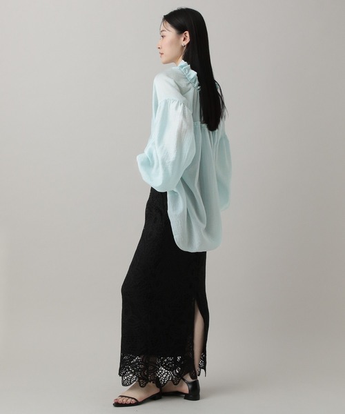 A part by（アパートバイ）の「ギャザーネックオーバーブラウス（シャツ/ブラウス・レディース・ブラウン系その他/オフホワイト/ライトブルー・FREE）」の19枚目の写真