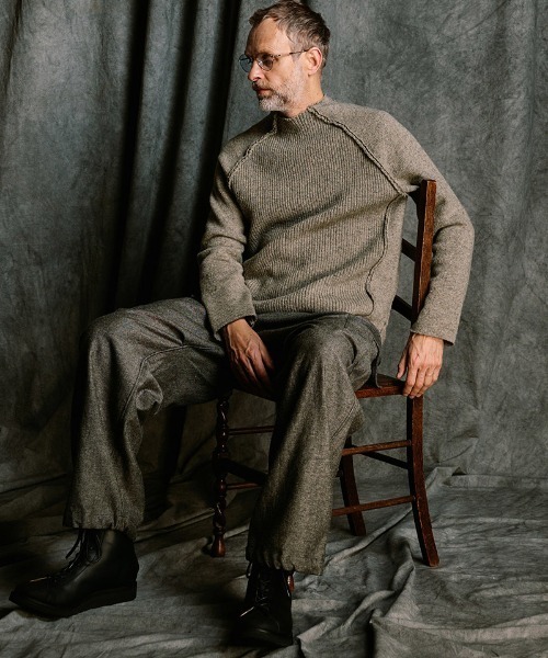 wjk(ダヴルジェイケイ)の「mn3239- lomond×powder line high-neck knit ラグランスリーブハイネックニット(6891 wn09j)(ニット/セーター・メンズ・ブラック/グレー/ネイビー・S/M/L/XL)」の7枚目の写真
