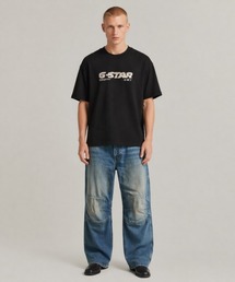 Two Way Logo Relaxed T-Shirt/フロントグラフィックロゴTシャツ