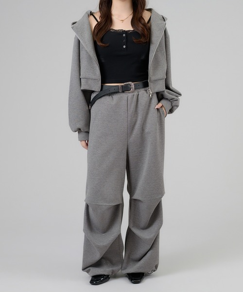 apres jour mignon（アプレジュールミニョン）の「【セットアップ着用可能】キラキラパラシュートパンツ（スウェットパンツ・レディース・チャコールグレー/ブラック/ネイビー/杢グレー/オフホワイト・LARGE/MEDIUM/SMALL）」の12枚目の写真