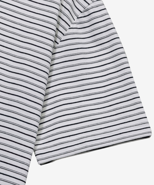 MINDBRIDGE(マインドブリッジ)の「グレー マルチストライプ セミオーバーフィット 半袖Tシャツ(Tシャツ/カットソー・メンズ・グレー・95/100/105/110)」の7枚目の写真