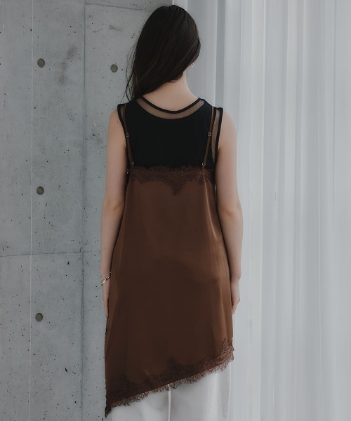 slattgir（スラットジール）の「高身長　サテンレースアシメキャミソールチュニック（トールサイズ）Essenave（キャミソール・レディース・ブラック/ブラウン・TM/TL/TLL/T3L）」の15枚目の写真