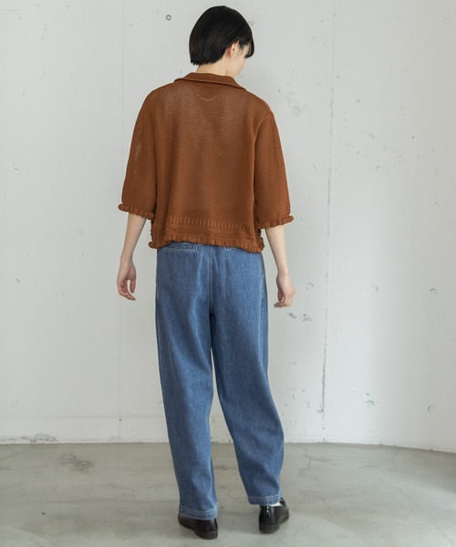 POU DOU DOU（プードゥドゥ）の「フリルデザイン丸衿ニットカーディガン（カーディガン/ボレロ・レディース・ブラウン/レッド/ネイビー・3）」の10枚目の写真