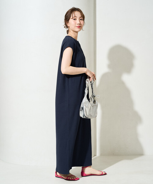 FREAK'S STORE(フリークスストア)の「限定展開 ヘンリー ボタン フレンチ スリーブ ワンピース(ワンピース・レディース・その他13/ブラウン/ブラック/グレー/ナチュラル/オフホワイト/ネイビー・フリ-)」の17枚目の写真