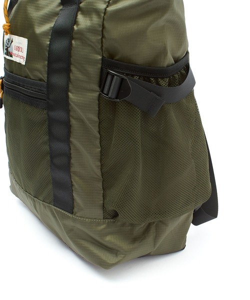Caribou(カリブー)の「(CARIBOU Mountaineering)LIGHT WEIGHT PACK TOTE(バックパック/リュック・レディース・ブラック/オリーブ・ONE SIZE)」の13枚目の写真