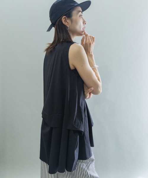 lodie（ロディ）の「タックデザイン　ノースリブラウス（シャツ/ブラウス・レディース・ブラック/ベージュ・FREE）」の17枚目の写真
