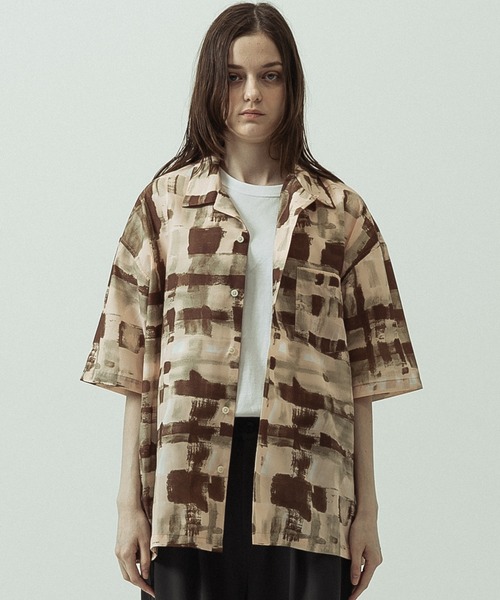 SLICK(スリック)の「【SLICK/スリック】Abstract Printed Open Collar Shirt/アブストラクトプリントオープンカラーシャツ(シャツ/ブラウス・メンズ・ブラウン/ベージュ・3/2/1)」の4枚目の写真