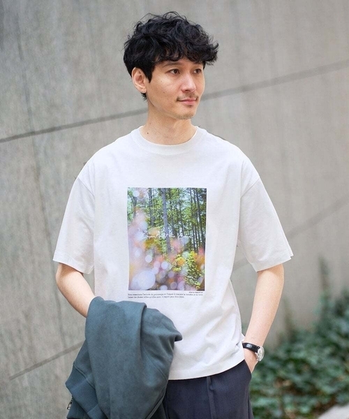 a.v.v(アーヴェヴェ)の「【コラボ/接触冷感】フォトグラファーコラボワイドシルエットカットソー(Tシャツ/カットソー・メンズ・ホワイト/チャコールグレー・48/46)」の2枚目の写真