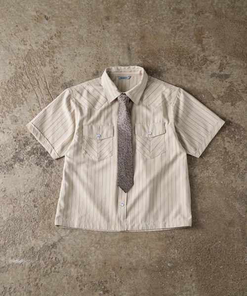 ADAMASTE（アダマスト）の「Western Stripe Lose Shirt - ウエスタンストライプルーズシャツ（シャツ/ブラウス・メンズ・アイボリー/ベージュ/サックスブルー・MEDIUM/LARGE）」の18枚目の写真