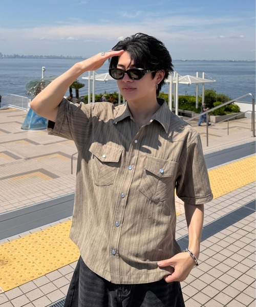 ADAMASTE（アダマスト）の「Western Stripe Lose Shirt - ウエスタンストライプルーズシャツ（シャツ/ブラウス・メンズ・アイボリー/ベージュ/サックスブルー・MEDIUM/LARGE）」の6枚目の写真