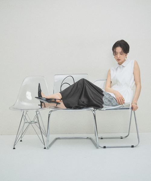 ARVELLIA(アルベリア)の「WAIST DRAW BLOUSE(シャツ/ブラウス・レディース・ホワイト/パープル・M)」の17枚目の写真