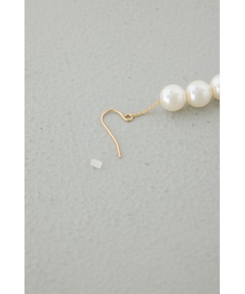 AZUL by moussy(アズールバイマウジー)の「パール/メタルボールピアス(ピアス(両耳用)・レディース・シルバー/ホワイト・FREE)」の11枚目の写真