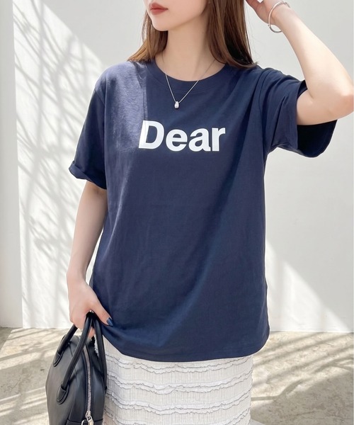 Eclat one(エクラワン)の「大人のこなれロゴ。Dearフロントロゴ・オーバーサイズTシャツ(Tシャツ/カットソー・レディース・グレー/ネイビー/ブラウン/ホワイト・FREE)」の4枚目の写真
