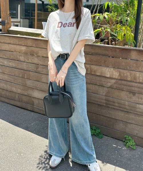 Eclat one(エクラワン)の「大人のこなれロゴ。Dearフロントロゴ・オーバーサイズTシャツ(Tシャツ/カットソー・レディース・グレー/ネイビー/ブラウン/ホワイト・FREE)」の15枚目の写真