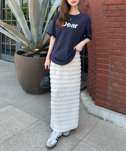 Eclat one(エクラワン)の「大人のこなれロゴ。Dearフロントロゴ・オーバーサイズTシャツ(Tシャツ/カットソー・レディース・グレー/ネイビー/ブラウン/ホワイト・FREE)」の17枚目の写真