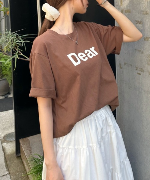 Eclat one(エクラワン)の「大人のこなれロゴ。Dearフロントロゴ・オーバーサイズTシャツ(Tシャツ/カットソー・レディース・グレー/ネイビー/ブラウン/ホワイト・FREE)」の11枚目の写真