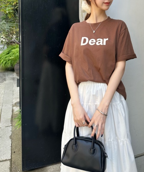 Eclat one(エクラワン)の「大人のこなれロゴ。Dearフロントロゴ・オーバーサイズTシャツ(Tシャツ/カットソー・レディース・グレー/ネイビー/ブラウン/ホワイト・FREE)」の9枚目の写真