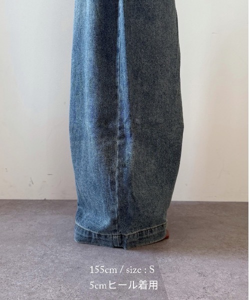 flaeu(フラユ)の「Barrel Curve Denim(デニムパンツ・レディース・ブルー・MEDIUM/SMALL)」の3枚目の写真