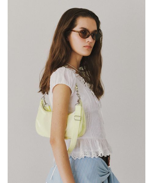 LeSportsac(レスポートサック)の「【SNIDEL×LeSportsac】CHAIN SM CONV HOBO(ショルダーバッグ・レディース・シルバー/イエロー/ブラック・F)」の6枚目の写真