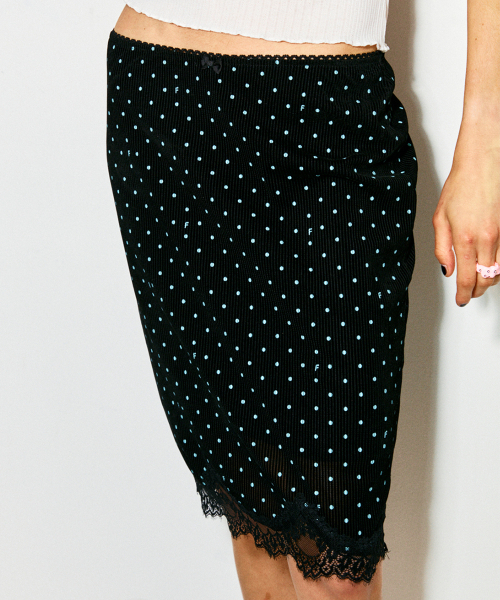 HIGHTIDEFRANKIE（ハイタイドフランキー）の「Lace Ribbon Midi Skirt Black（スカート・レディース・ブラック・FREE）」の8枚目の写真