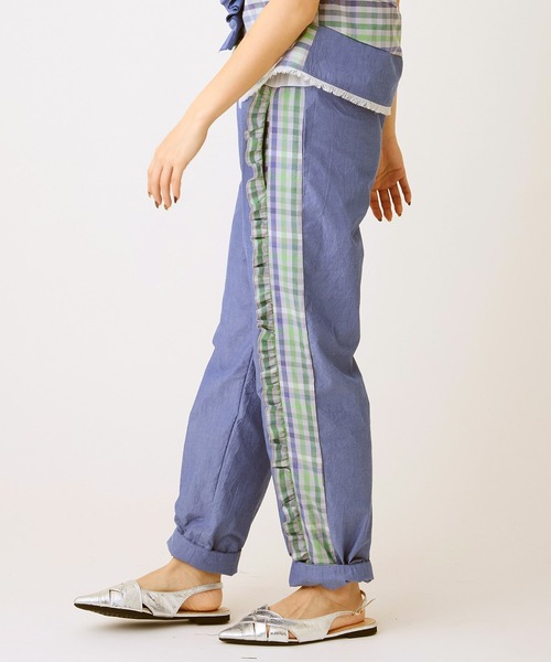 AVIE(アビィ)の「インポートチェックフリルパンツ(デニムパンツ・レディース・インディゴブルー・38)」の11枚目の写真