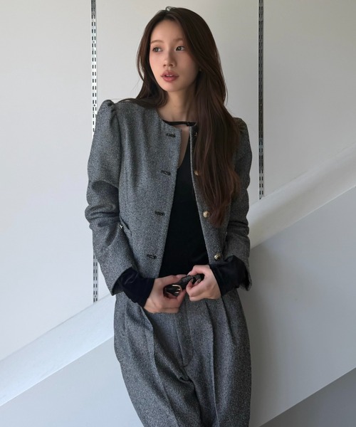 SENEE(セニー)の「tweed balloon long sleeve jacket(ツイードバルーンロングスリーブジャケット)(ノーカラージャケット・レディース・ブラック/ブラウン・SMALL/MEDIUM)」の14枚目の写真