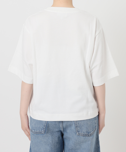 BAUM UND PFERDGARTEN(バウムウンドヘルガーデン)の「BAUM UND PFERDGARTEN/バウム ウンド ヘルガーデン JIANA 22135 Tシャツ(Tシャツ/カットソー・レディース・ブラック/ホワイト/ネイビー・SMALL)」の21枚目の写真