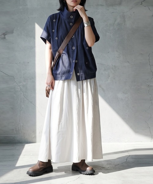 antiqua(アンティカ)の「ギャザー フレア ロングスカート(スカート・レディース・グレー/ブラック/アイボリー・ONESIZE)」の4枚目の写真