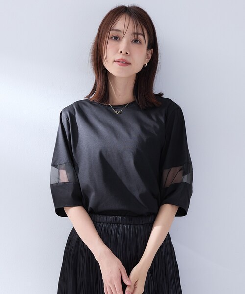 UNTITLED(アンタイトル)の「【洗える/袖オーガンジー】コクーンスリーブプルオーバー(Tシャツ/カットソー・レディース・オフホワイト/ブラウン系その他/ブラック/レッド系1・02)」の1枚目の写真